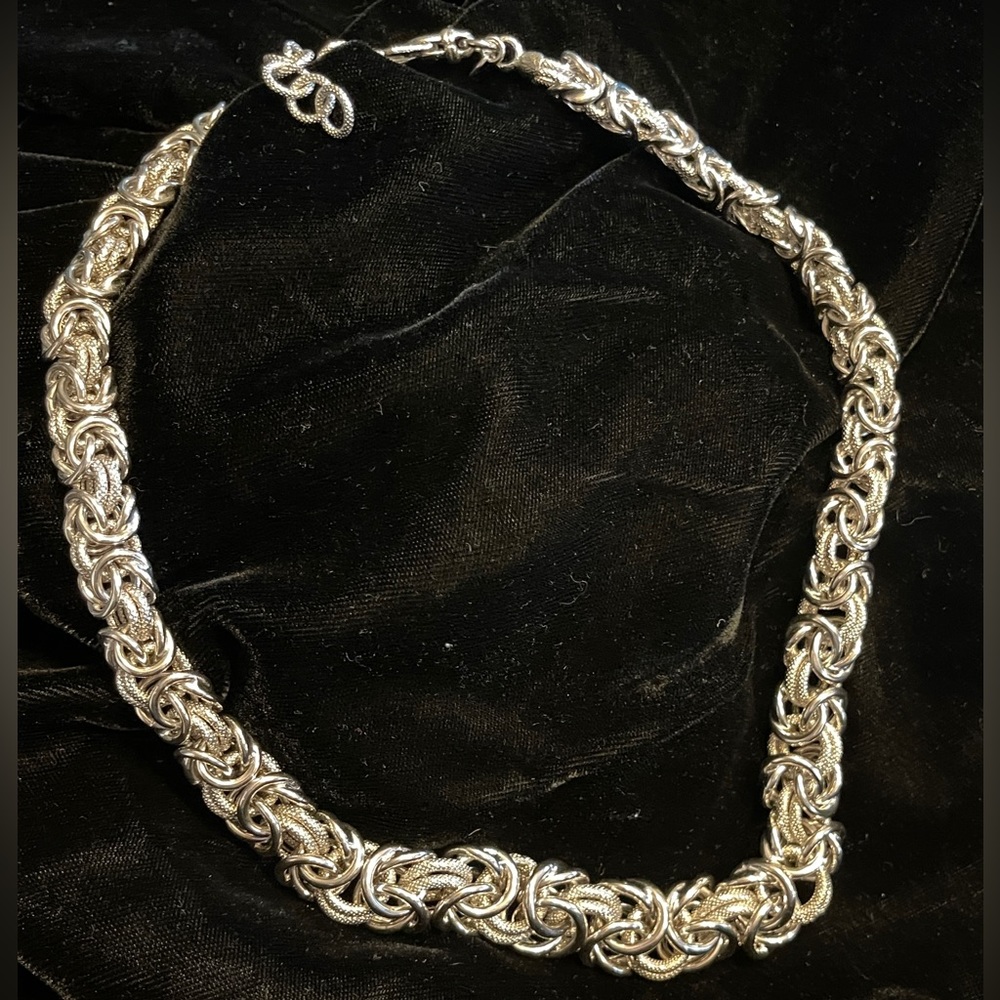 Vintage Bronzallure Italy 18K white gold plated graduated chain necklace 20”